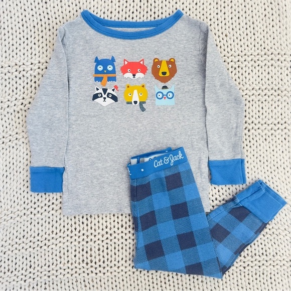 Cat & Jack Animal Print Blue and Gray 100% Cotton Toddler Pajama Set 2T - Picture 1 of 4